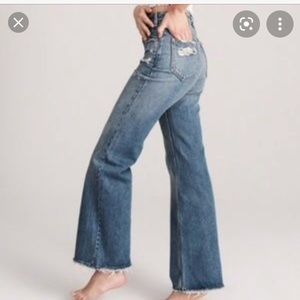 ABERCROMBIE ANNIE HIGH RISE WIDE LEG BLACK JEANS